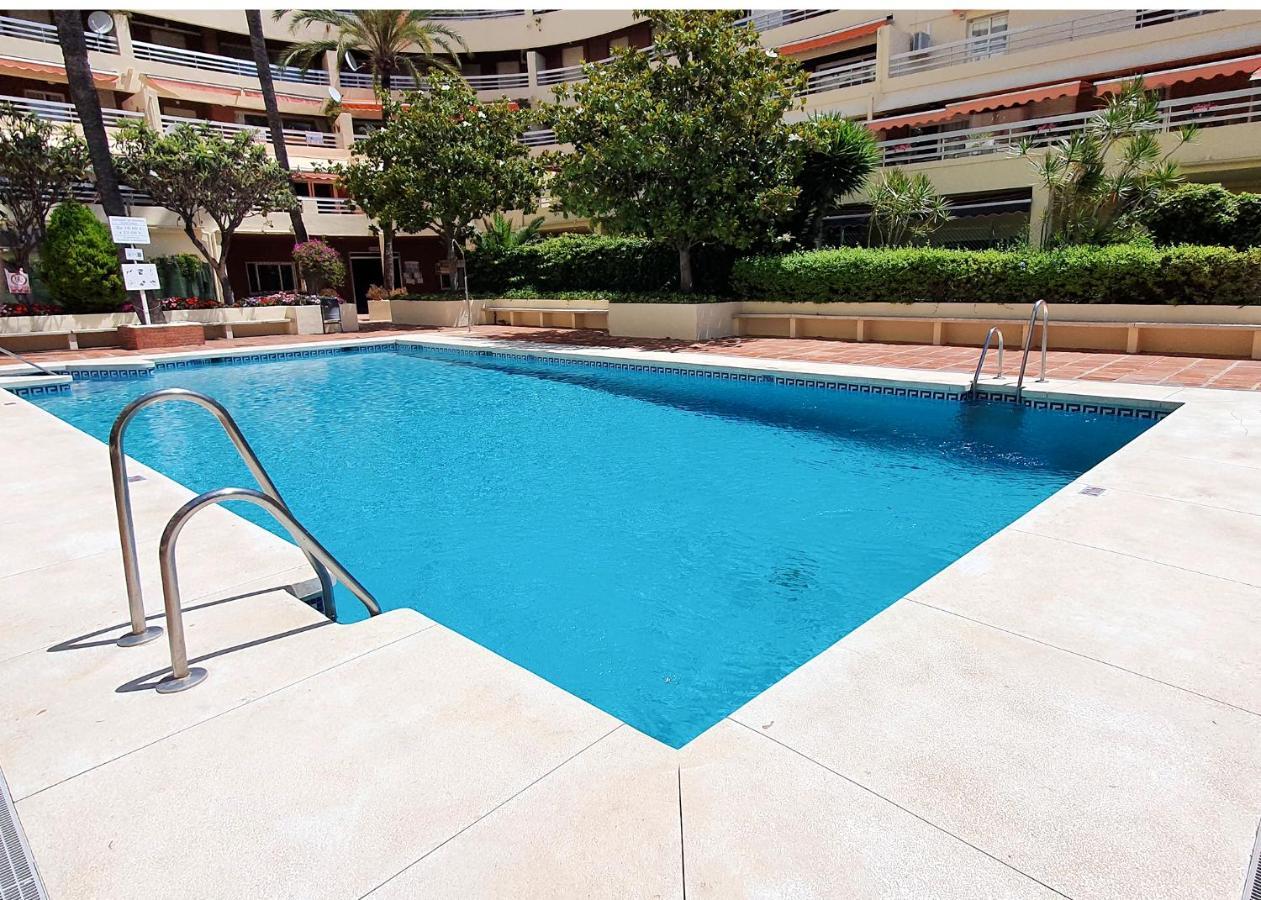 Apartment Spacious Two Bedroom In Centre